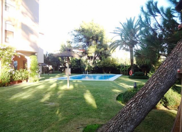 Apartamento Planta Media en Nueva Andalucía - 2