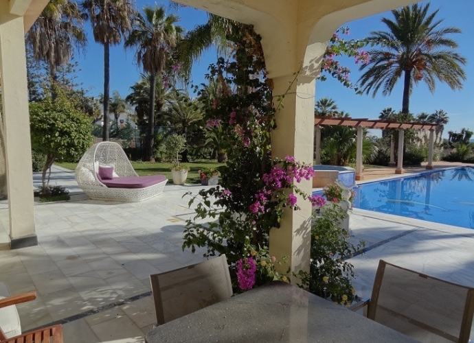 Villa Detached in Estepona - 6