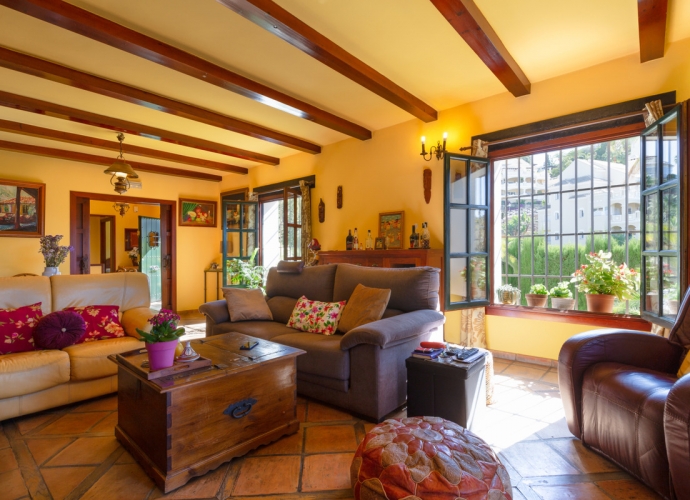 Villa Detached in Elviria - 6