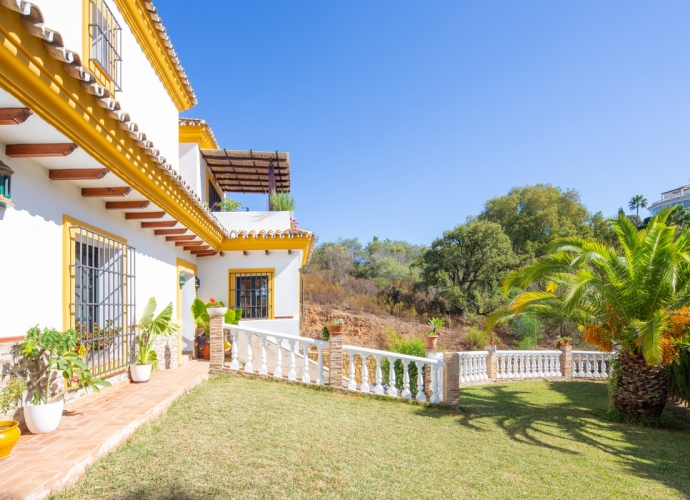 Villa Detached in Elviria - 7