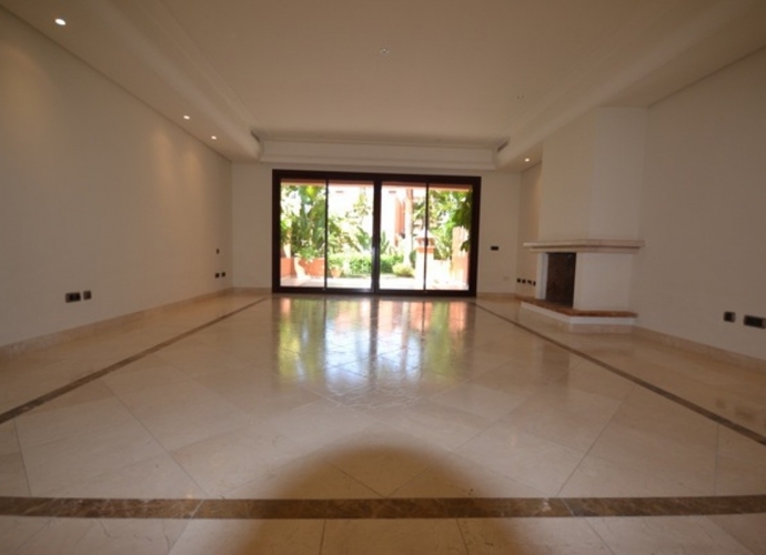 Townhouse Semi Detached in The Golden Mile Villas en The Golden Mile  - 2