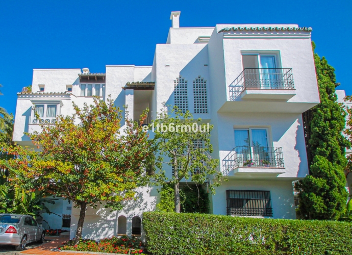 Apartment Ground Floor in Marbella Alhambra del Mar  - 5