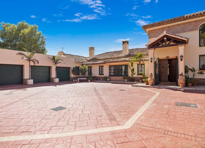 Villa Independiente en Benahavís - 4