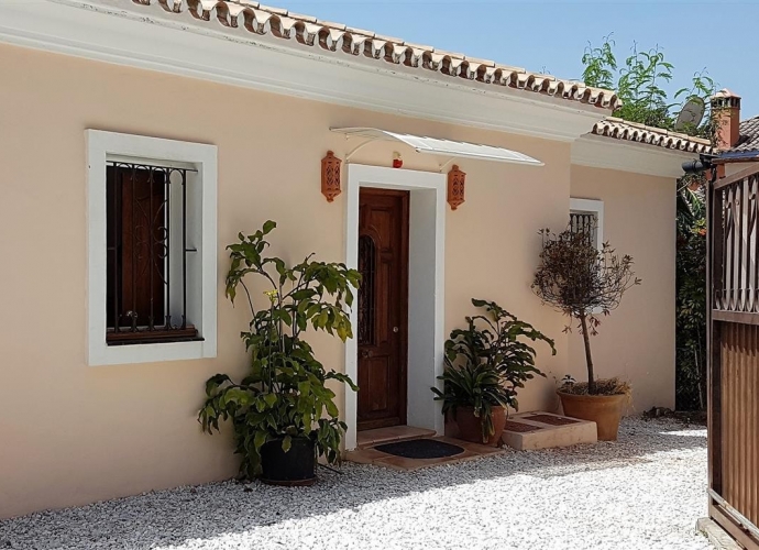 Villa Independiente en Estepona - 2