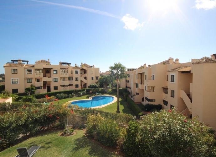 Apartamento Planta Media en Elviria El Manantial de Santa María Golf  - 2