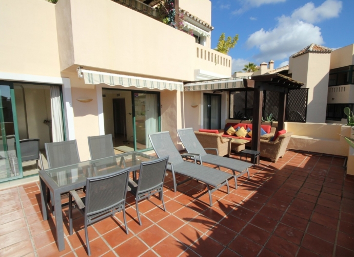 Apartamento Planta Media en Elviria El Manantial de Santa María Golf  - 5