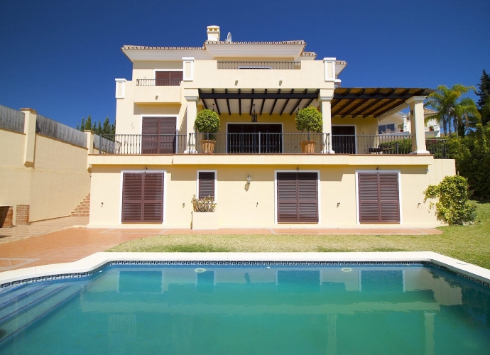 Villa Detached in Marbella - 3