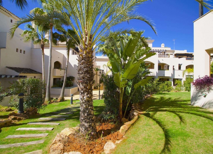 Appartement milieu d’Etage situé à Nueva Andalucía Medina de Banus  - 10