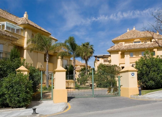 Apartment Middle Floor in Río Real - 3