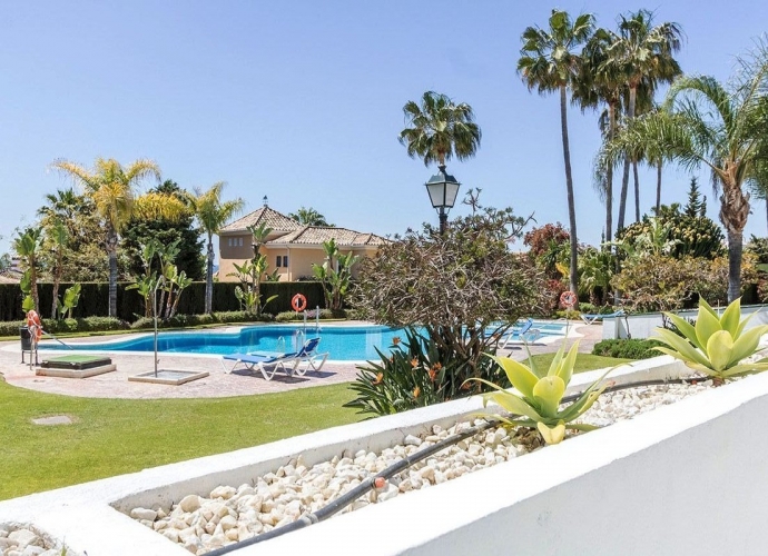 Apartment Ground Floor in Bahía de Marbella Bahía Real  - 1