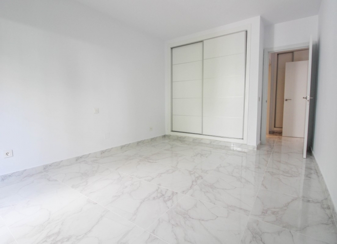 Apartamento Planta Baja en Nueva Andalucía La Maestranza  - 7