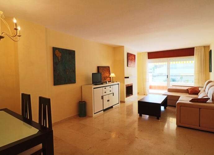 Apartamento Planta Media en Guadalmina Alta - 4