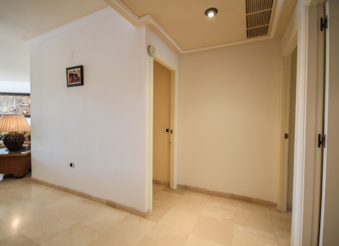 Appartement milieu d’Etage situé à Bahía de Marbella Pueblo Mediterraneo  - 8