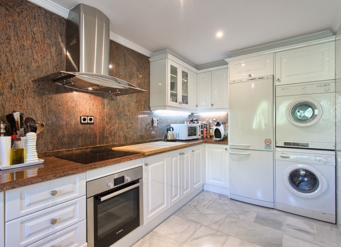 Apartamento Planta Media en Nueva Andalucía Magna Marbella  - 3