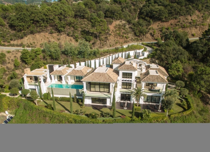 Villa Detached in Benahavís Villas en Benahavís  - 3