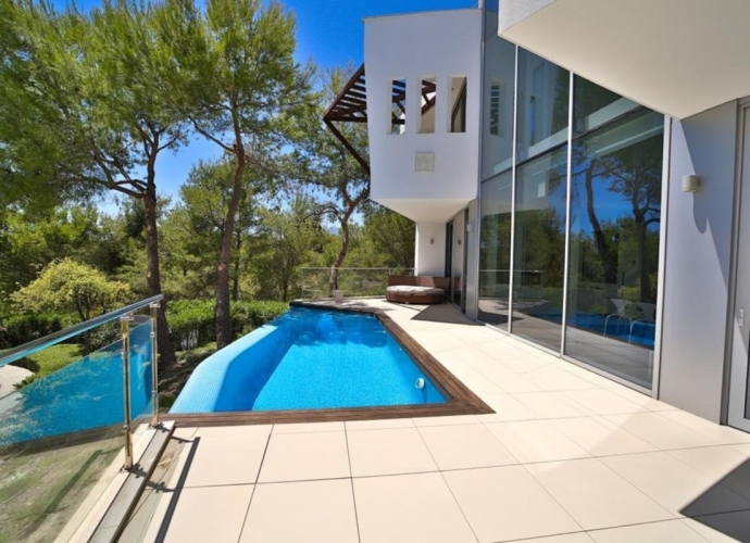 Villa Independiente en Sierra Blanca - 1