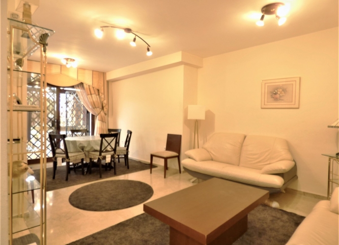 Apartment Ground Floor in The Golden Mile Coto Real  - 3