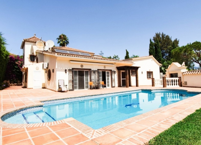 Villa Independiente en Nueva Andalucía Villas en Nueva Andalucia  - 1