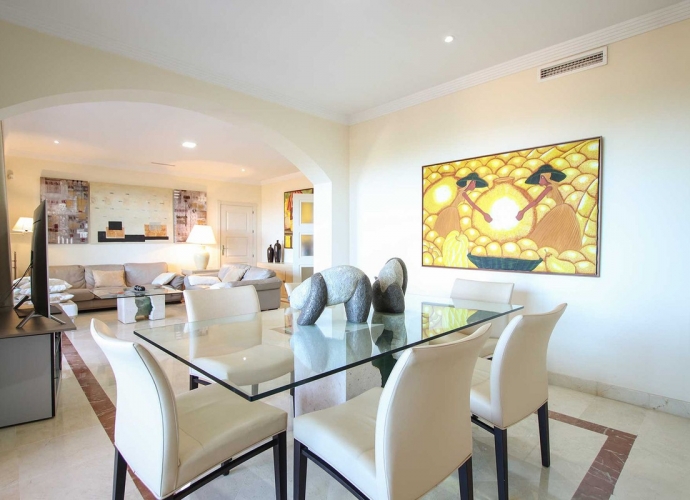 Apartment Penthouse in Bahía de Marbella - 2