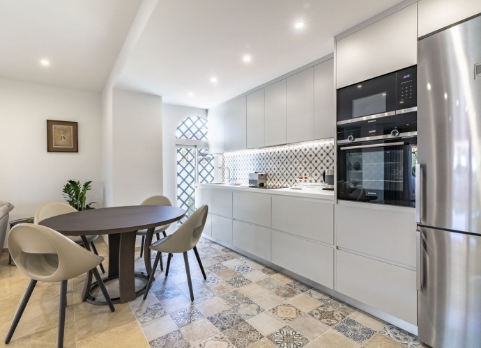 Apartment Duplex in The Golden Mile Coto Real  - 8