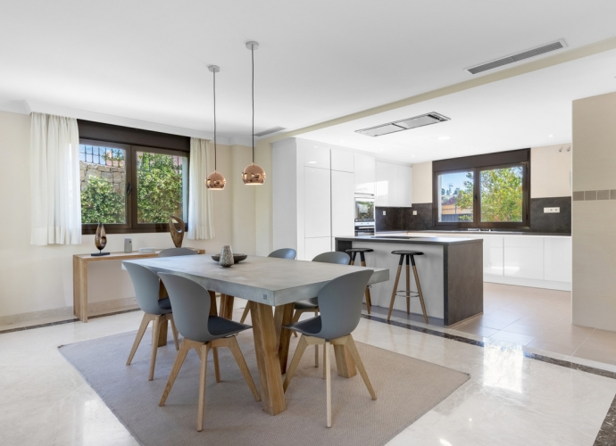Villa Semi Detached situé à Estepona Adosadas de Nueva Construcción en Estepona  - 6