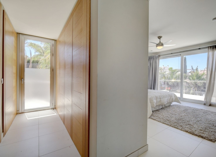 Villa Detached in Nueva Andalucía Villas en Nueva Andalucia  - 4