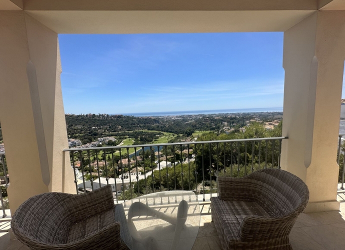 Commercial Business situé à Benahavís Villas en Benahavís  - 4