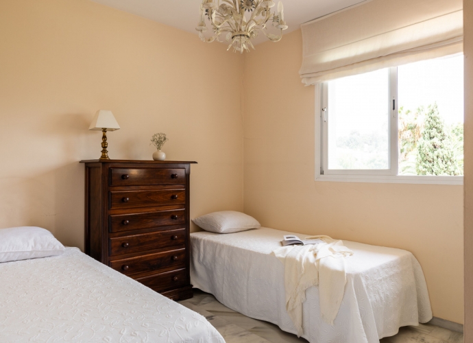 Apartamento Planta Media en The Golden Mile El Infantado  - 9