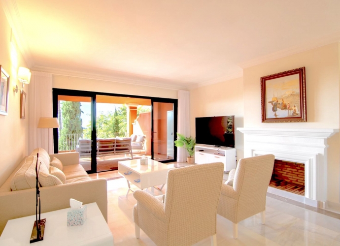 Apartamento Planta Media en Monte Halcones - 1