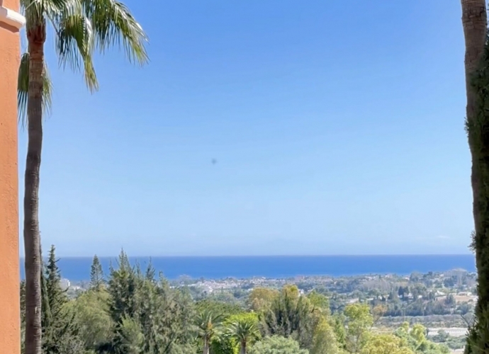 Apartamento Planta Media en Monte Halcones - 2