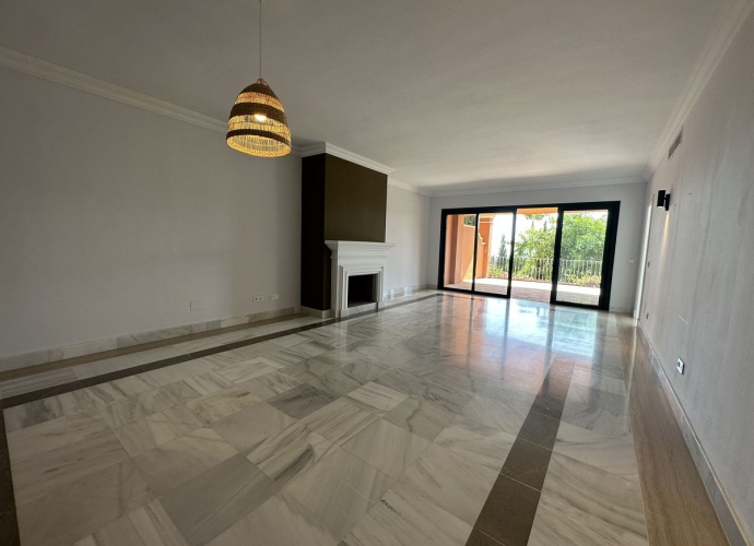 Apartamento Planta Media en Monte Halcones - 9