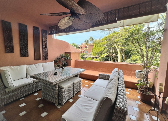 Apartamento Planta Media en Guadalmina Baja Alhambra del Golf  - 5