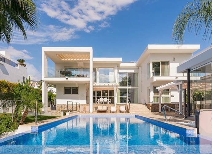 Villa Detached in Nueva Andalucía Villas en Nueva Andalucia - 1