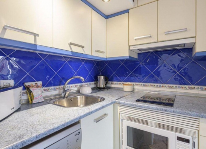 Apartment Ground Floor in Elviria Romana Playa  - 3