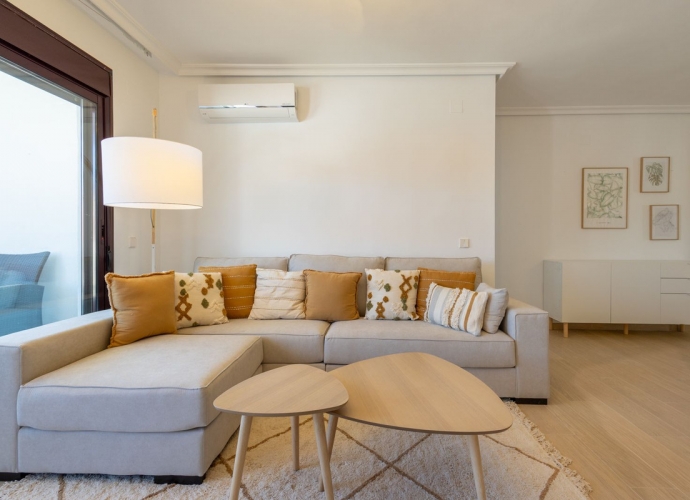 Appartement milieu d’Etage situé à Nueva Andalucía La Maestranza  - 3