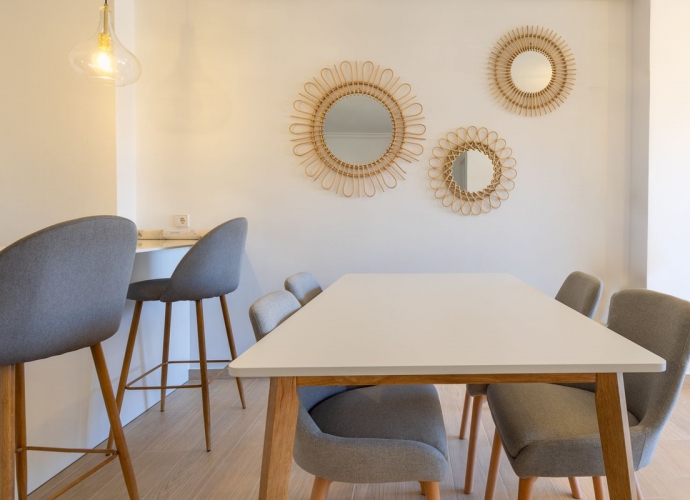 Appartement milieu d’Etage situé à Nueva Andalucía La Maestranza  - 9