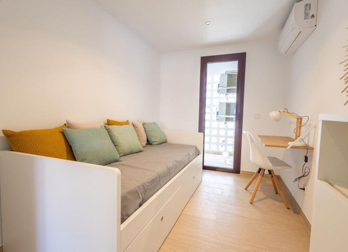 Appartement milieu d’Etage situé à Nueva Andalucía La Maestranza  - 10