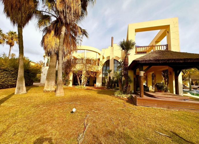 Villa Detached in Bahía de Marbella Las Salinas  - 7