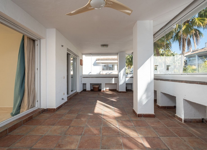 Appartement milieu d’Etage situé à The Golden Mile Las Cañas Beach  - 3