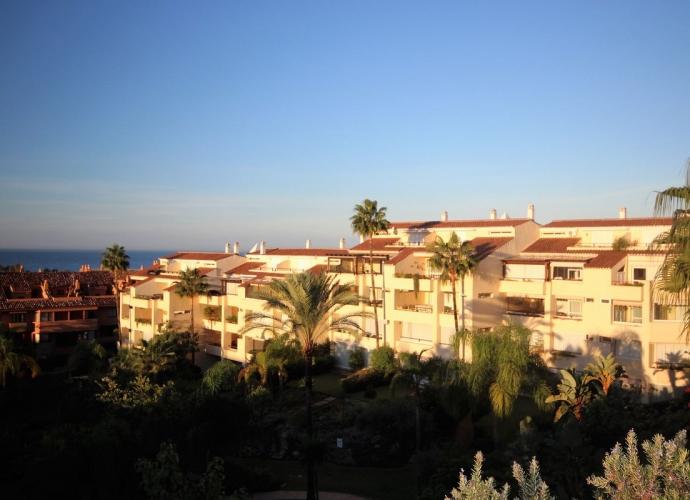 Apartment Penthouse Duplex in Bahía de Marbella Las Brisas  - 1