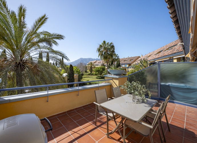 Apartamento Planta Media en Bahía de Marbella Atrium  - 7