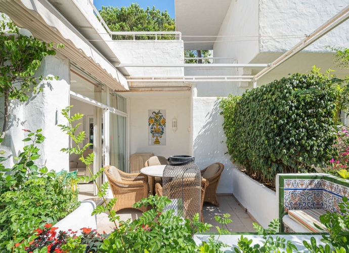 Apartamento Planta Baja en Marbella - 1