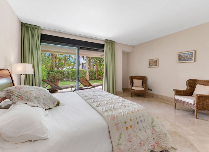 Apartment Ground Floor in Los Monteros - 4