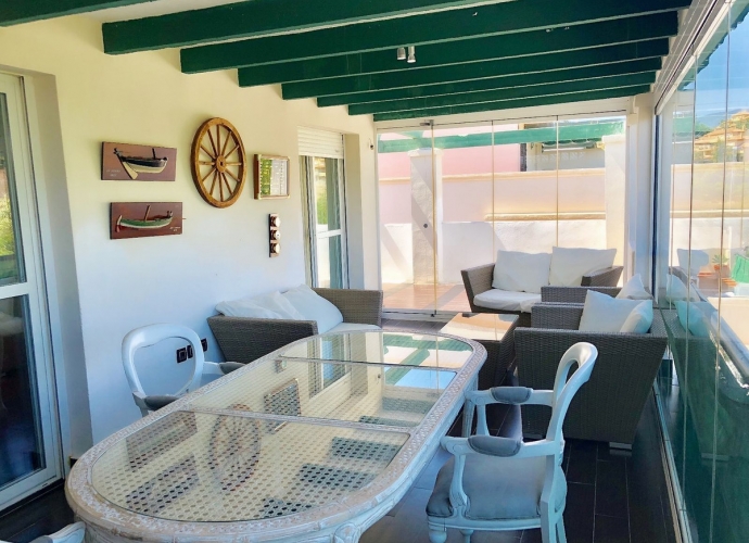 Appartement milieu d’Etage situé à Nueva Andalucía Lorcrimar  - 10