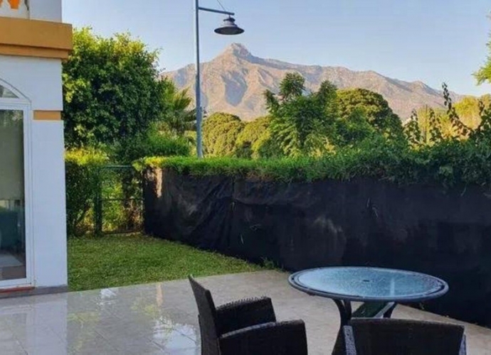 Appartement  rez de chaussée situé à Nueva Andalucía Dama de Noche  - 2