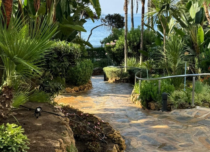 Appartement milieu d’Etage situé à Marbella Gran Marbella  - 4