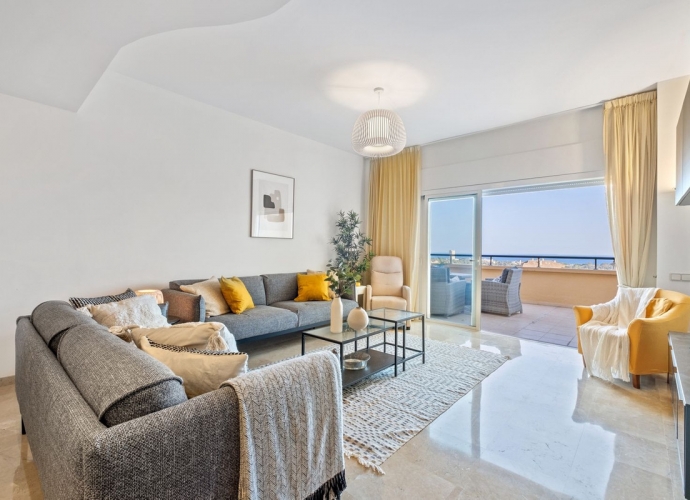 Apartment Middle Floor in Elviria Elviria Hills  - 5