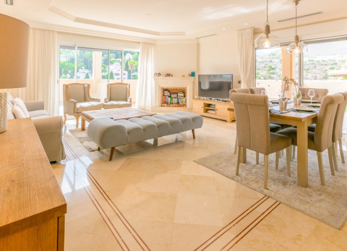 Duplex situé à Nueva Andalucía Albatros Hill Club  - 6