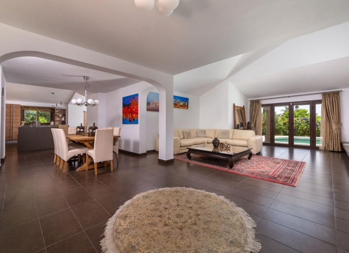 Villa Detached in The Golden Mile Villas en The Golden Mile  - 2