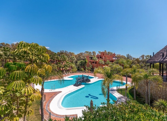 Appartement  rez de chaussée situé à Nueva Andalucía El Alminar de Marbella  - 1